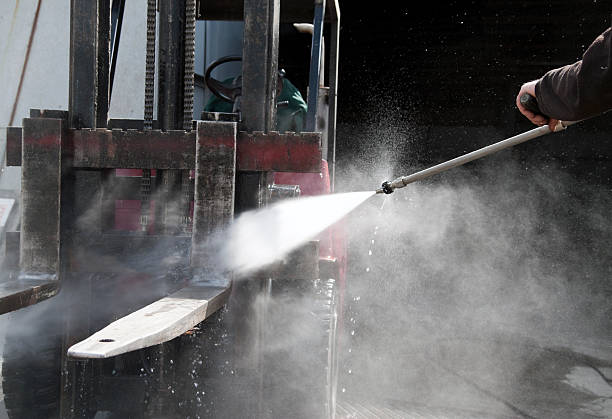 Best Commercial Building Pressure Washing  in Seminole, TX